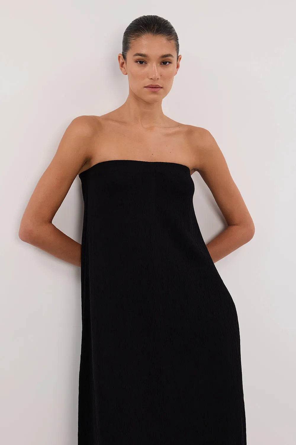 Dissh ALIAS BLACK TEXTURED KNIT STRAPLESS MIDI DRESS
