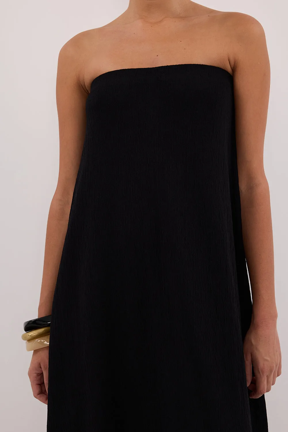 Dissh ALIAS BLACK TEXTURED KNIT STRAPLESS MIDI DRESS