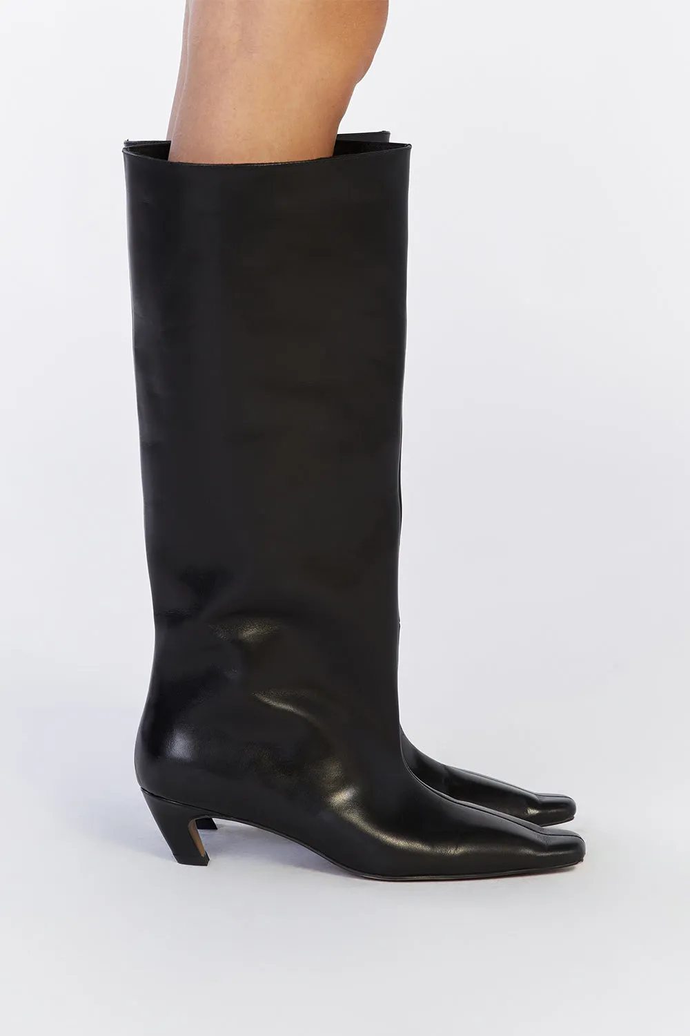 Dissh ALIAS MAE CRAWFORD BLACK BOOT
