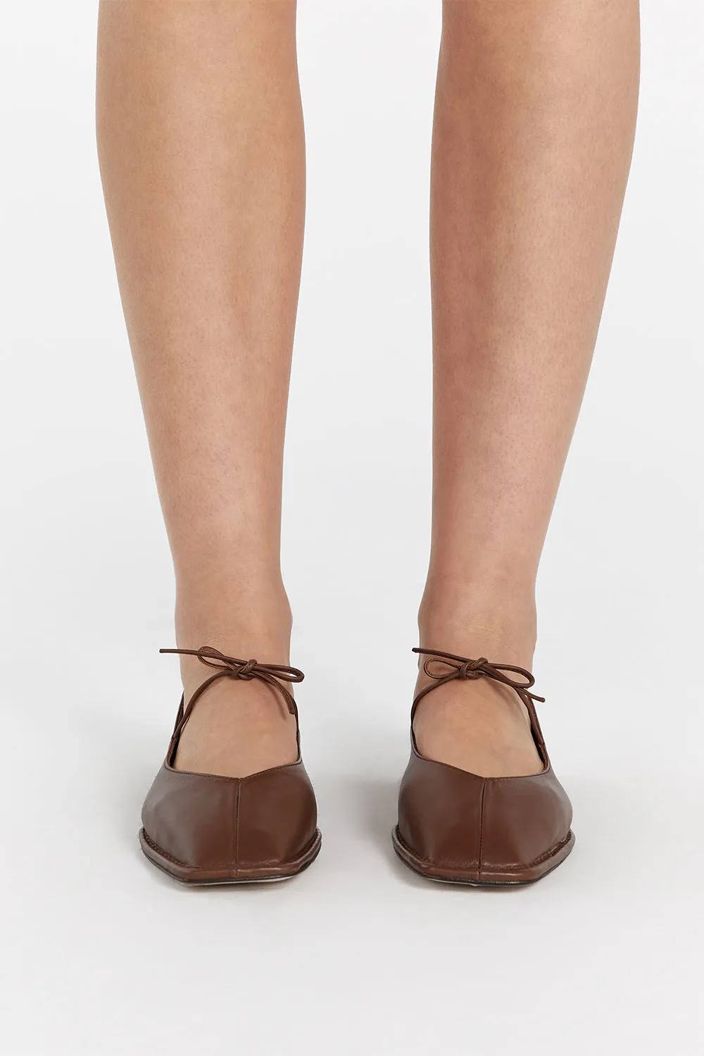 Dissh ALOHAS SWAY CHESTNUT LEATHER FLAT