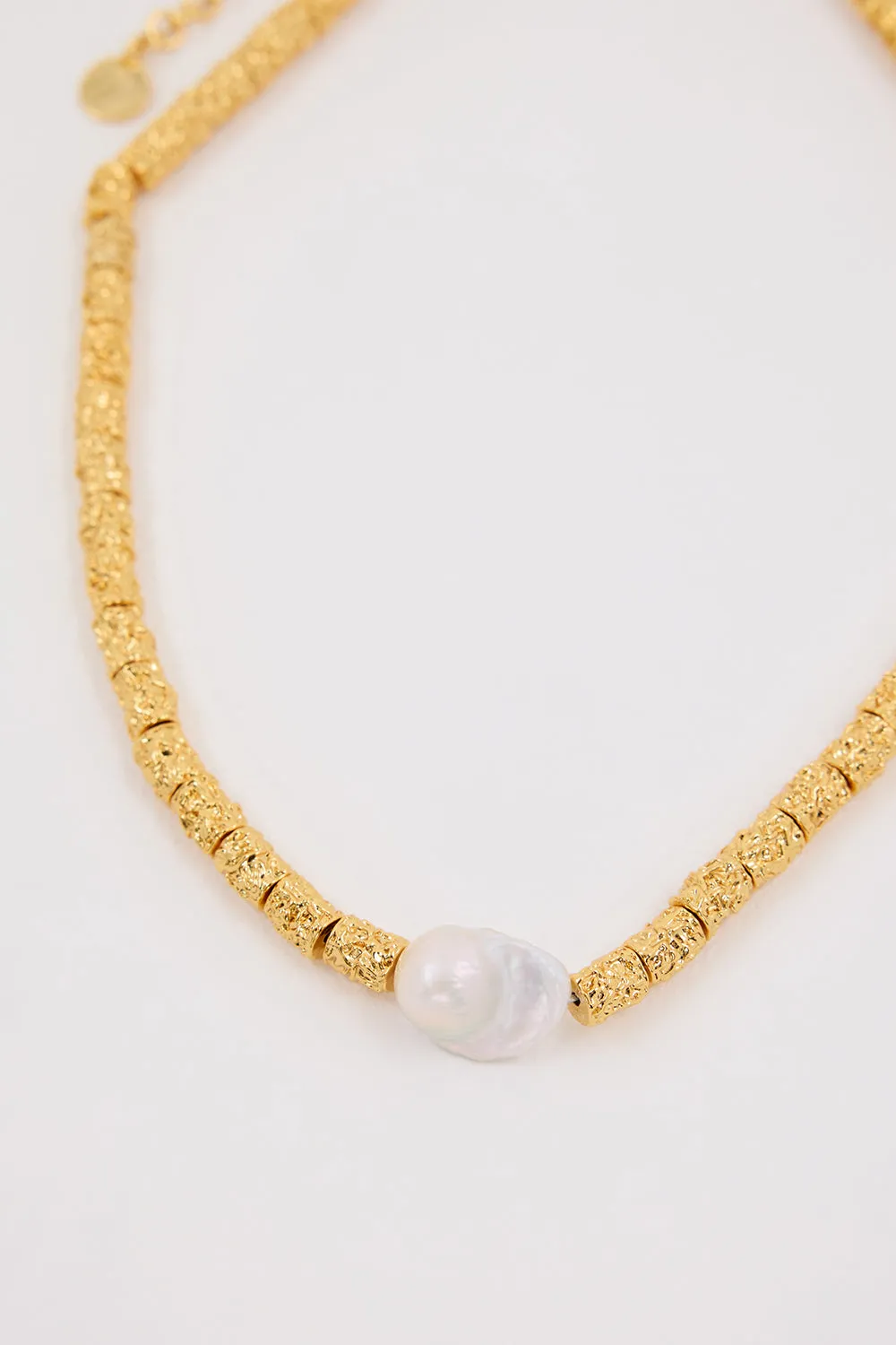 Dissh AMBER SCEATS LIORA NECKLACE GOLD