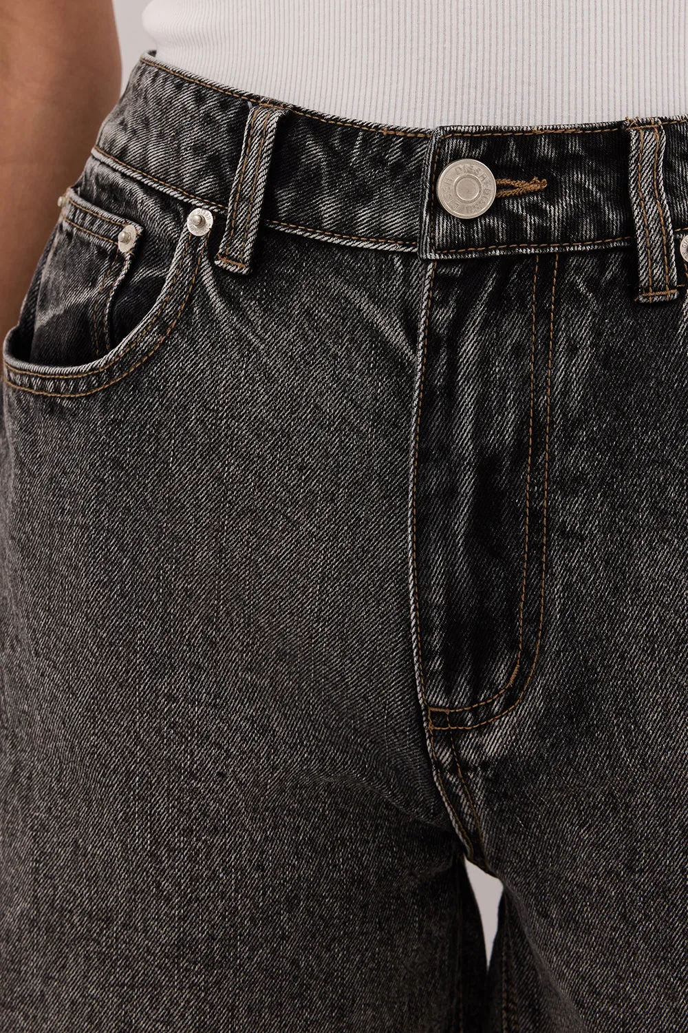 Dissh BAMBI WASHED BLACK BERMUDA DENIM SHORT