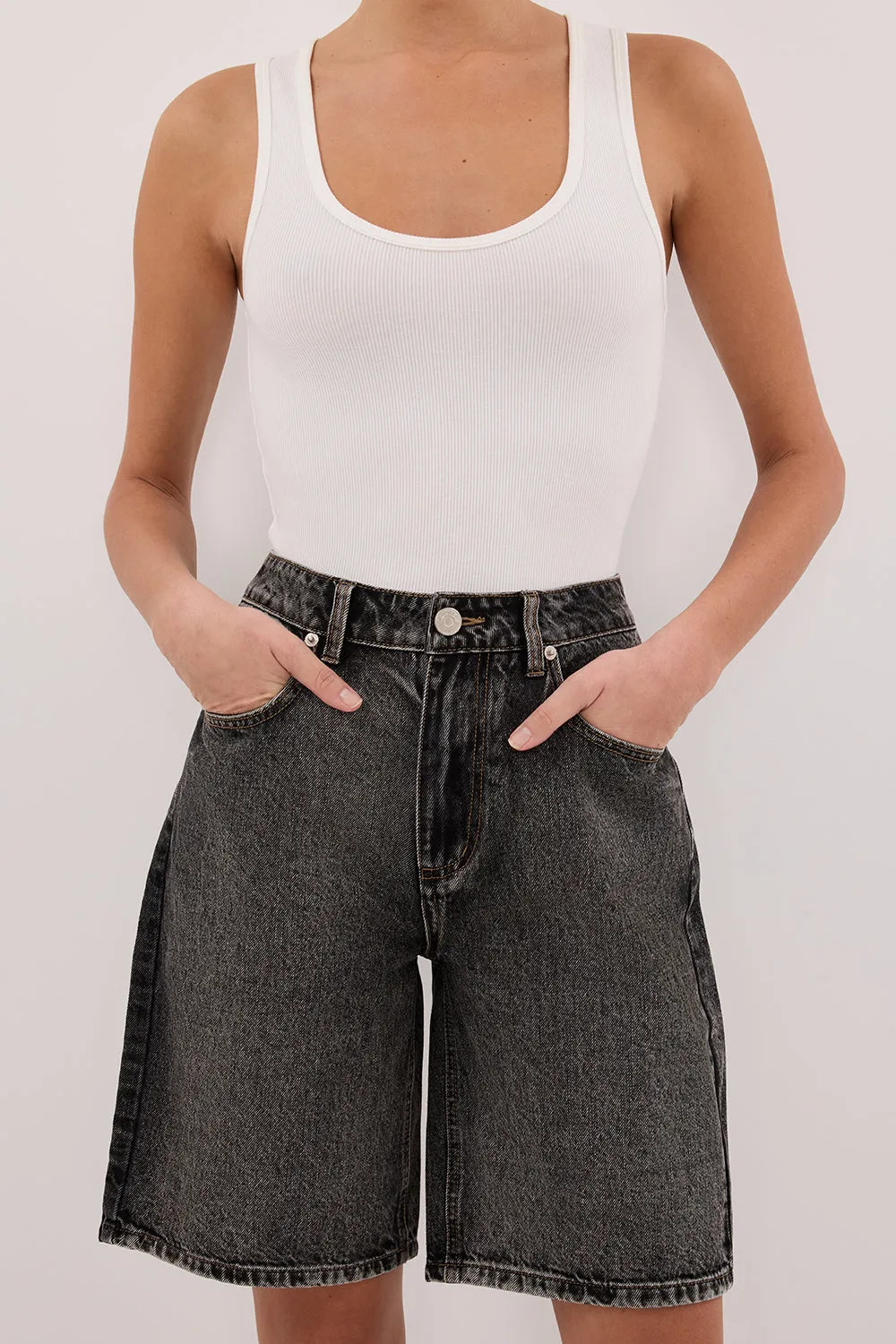 Dissh BAMBI WASHED BLACK BERMUDA DENIM SHORT