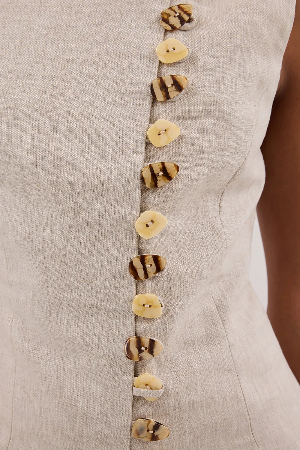 Dissh BAYLEE NATURAL SLEEVELESS LINEN TOP