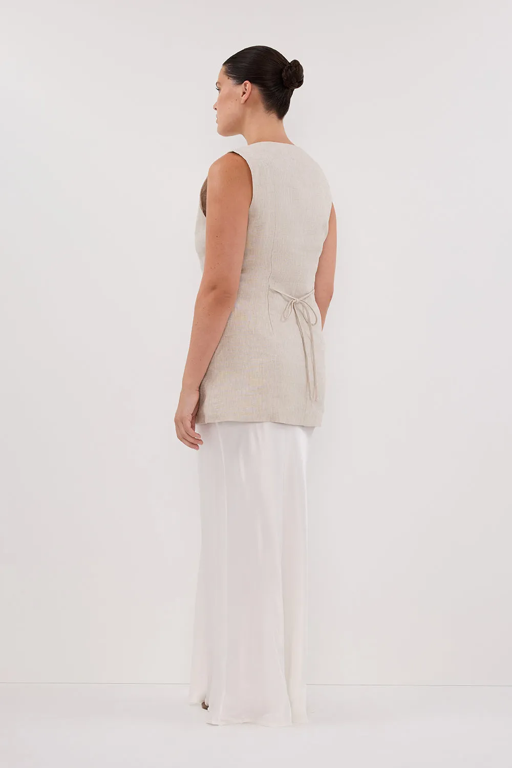 Dissh BAYLEE NATURAL SLEEVELESS LINEN TOP