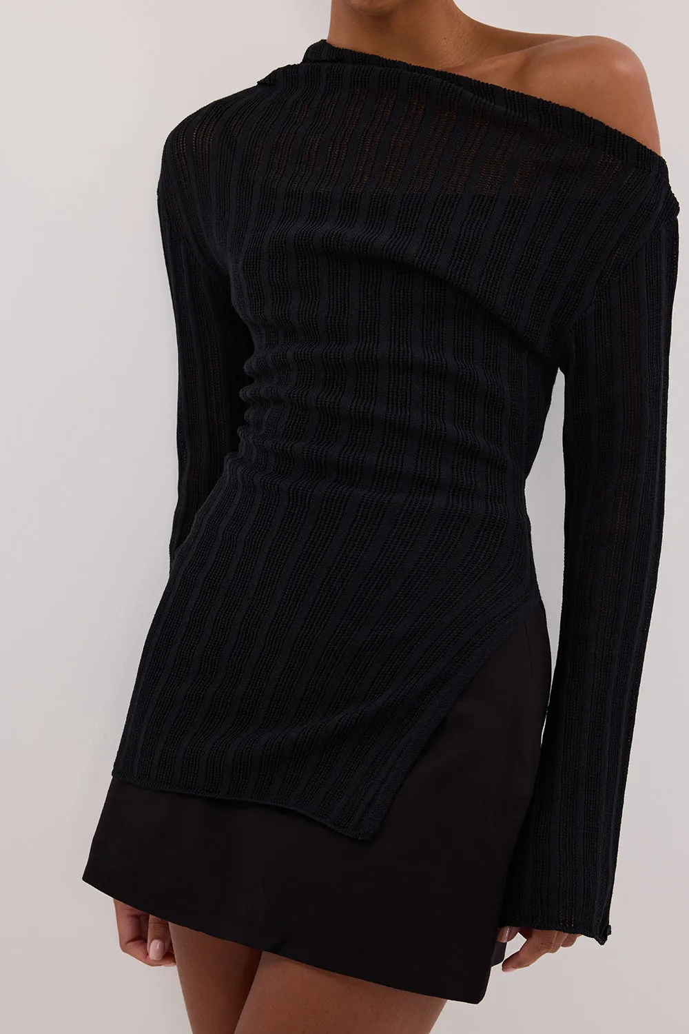 Dissh BOWIE BLACK LONG SLEEVE KNIT TOP