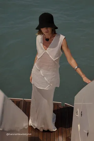Dissh CARMEL WHITE RAMIE V NECK TOP