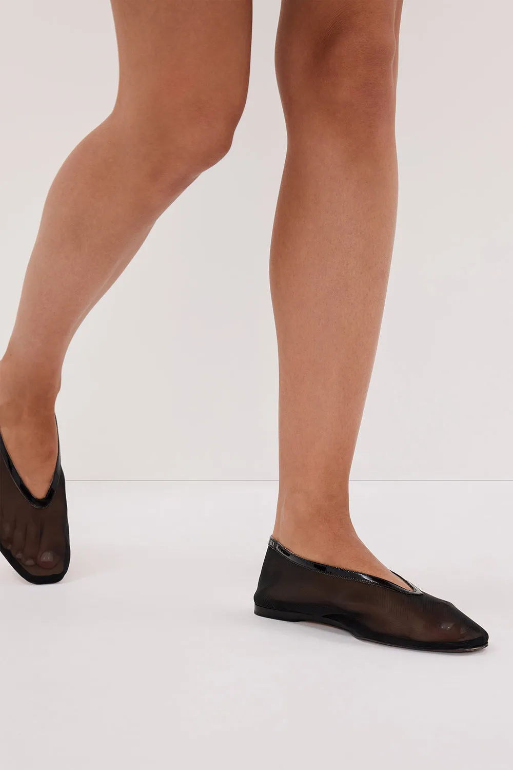 Dissh DOF STUDIOS MAISON BLACK MESH BALLET FLAT