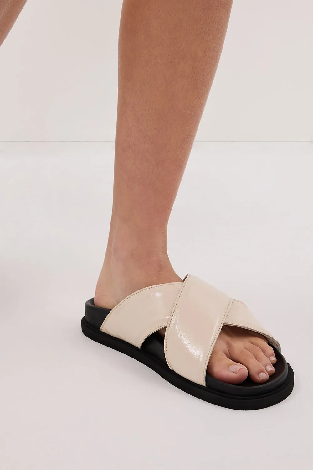Dissh DOF STUDIOS ROSA SANDAL IVORY