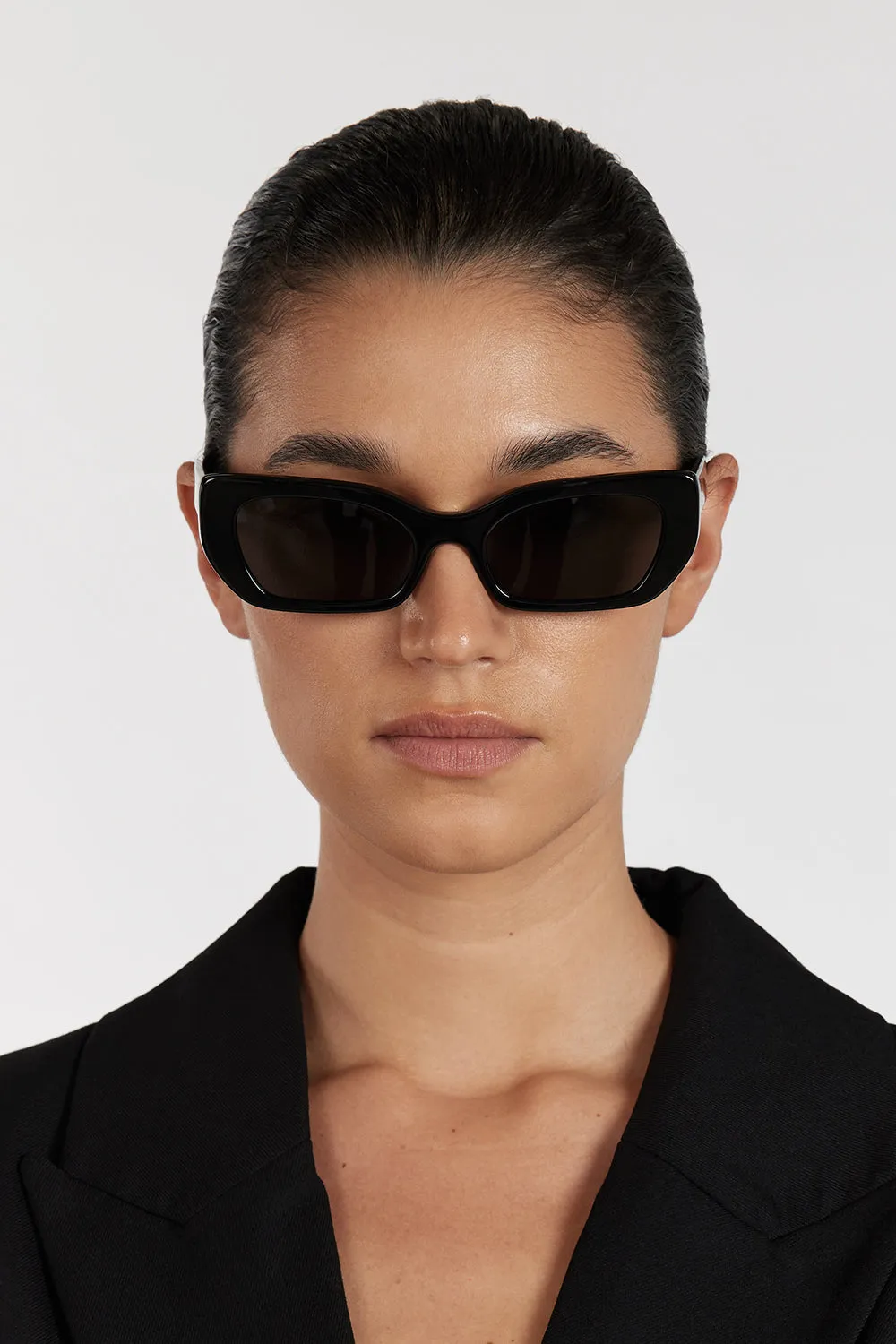 Dissh ELISA JOHNSON COOKIE IN GLOSS BLACK SUNGLASSES