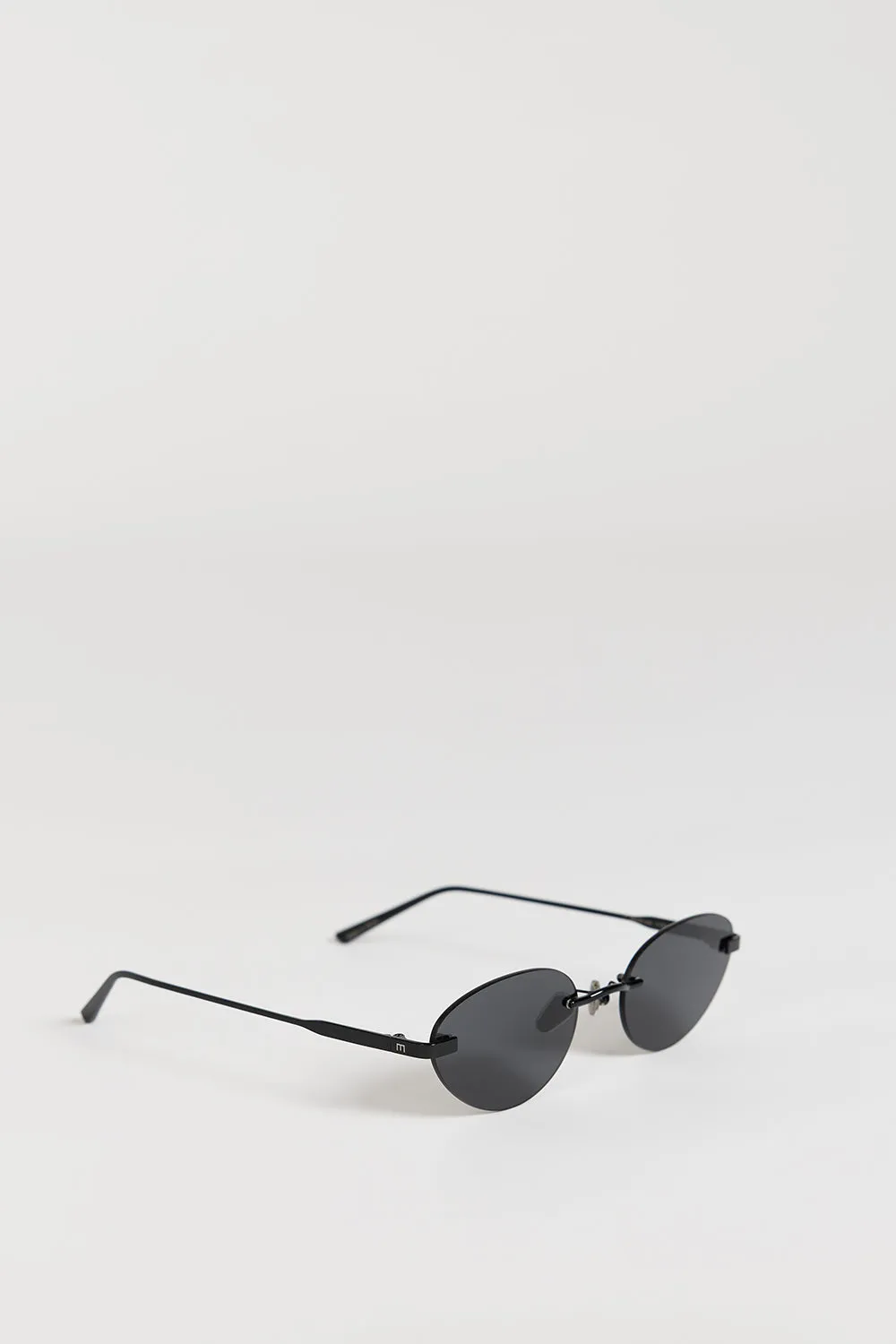 Dissh ELISA JOHNSON TRINITY GLOSS BLACK SUNGLASSES