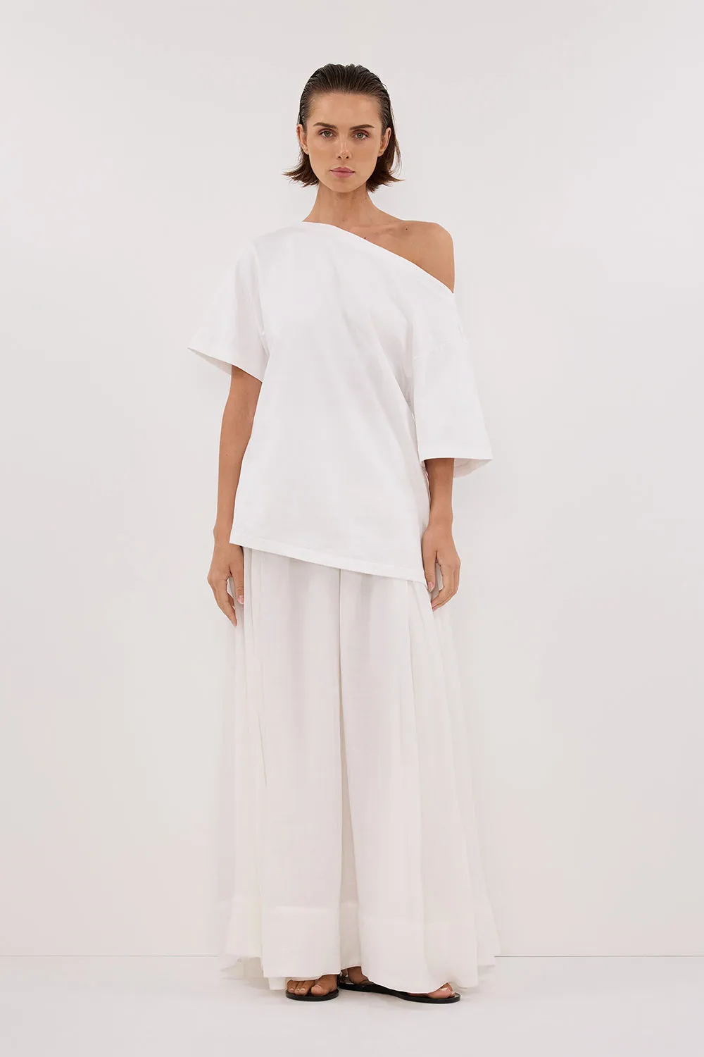 Dissh ESME WHITE ASYM BOAT NECK TEE