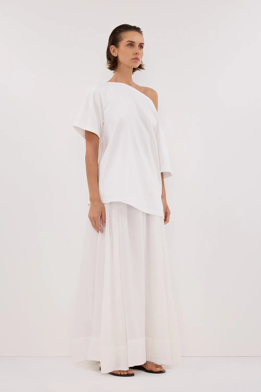 Dissh ESME WHITE ASYM BOAT NECK TEE