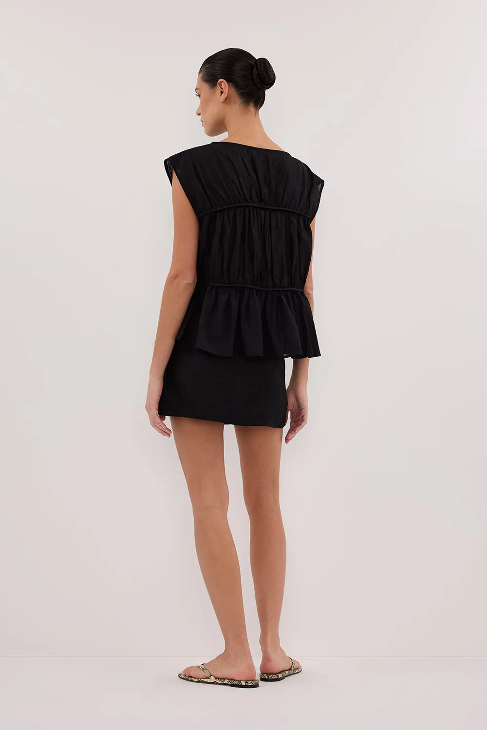 Dissh EVA BLACK LINEN SKORT