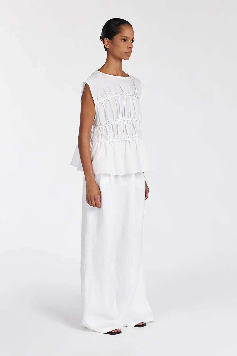 Dissh FLYNN WHITE LINEN BLEND TIERED TOP