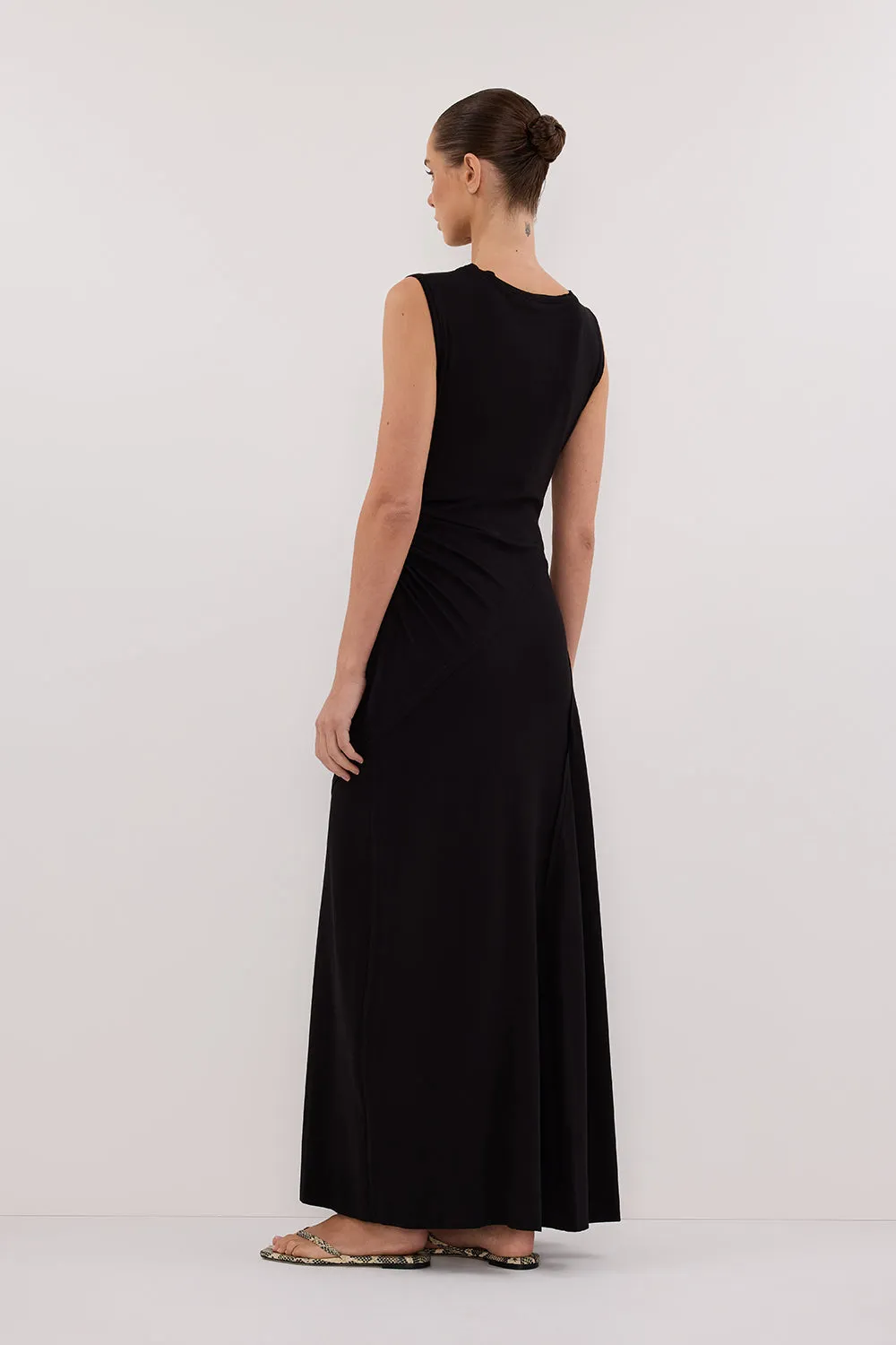 Dissh HADLEY BLACK SLEEVELESS KNIT MAXI DRESS