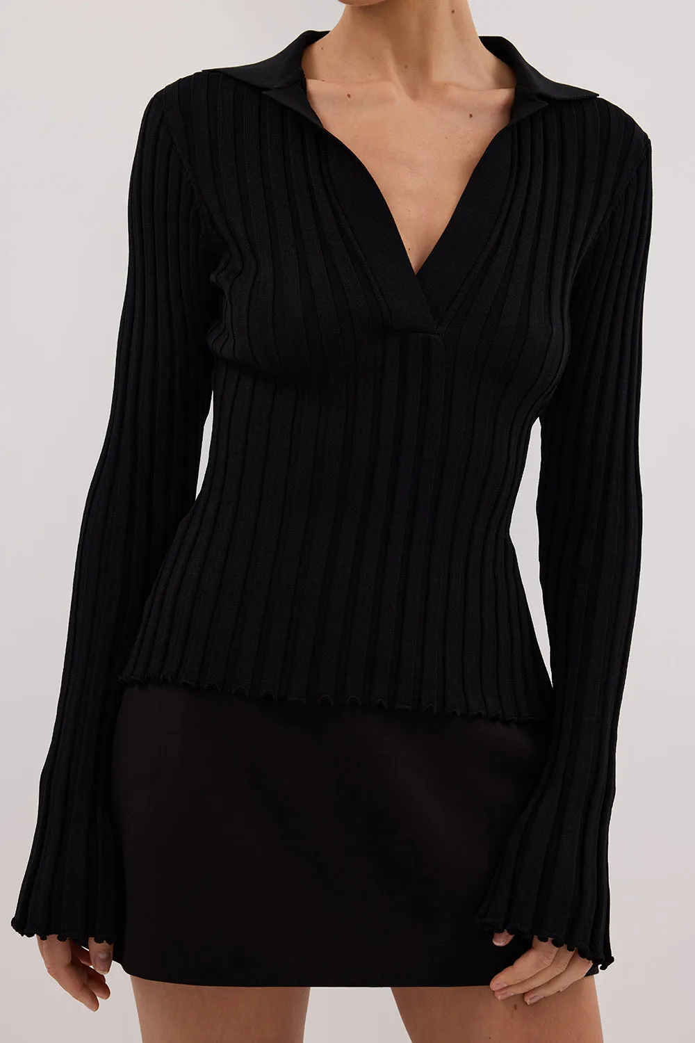 Dissh HAL BLACK POLO LONG SLEEVE KNIT TOP
