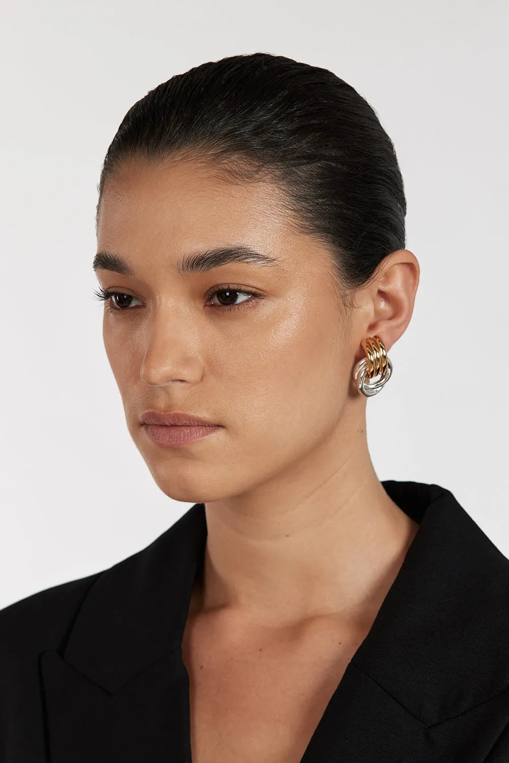 Dissh HEAVEN MAYHEM MINI KNOT MIXED EARRING