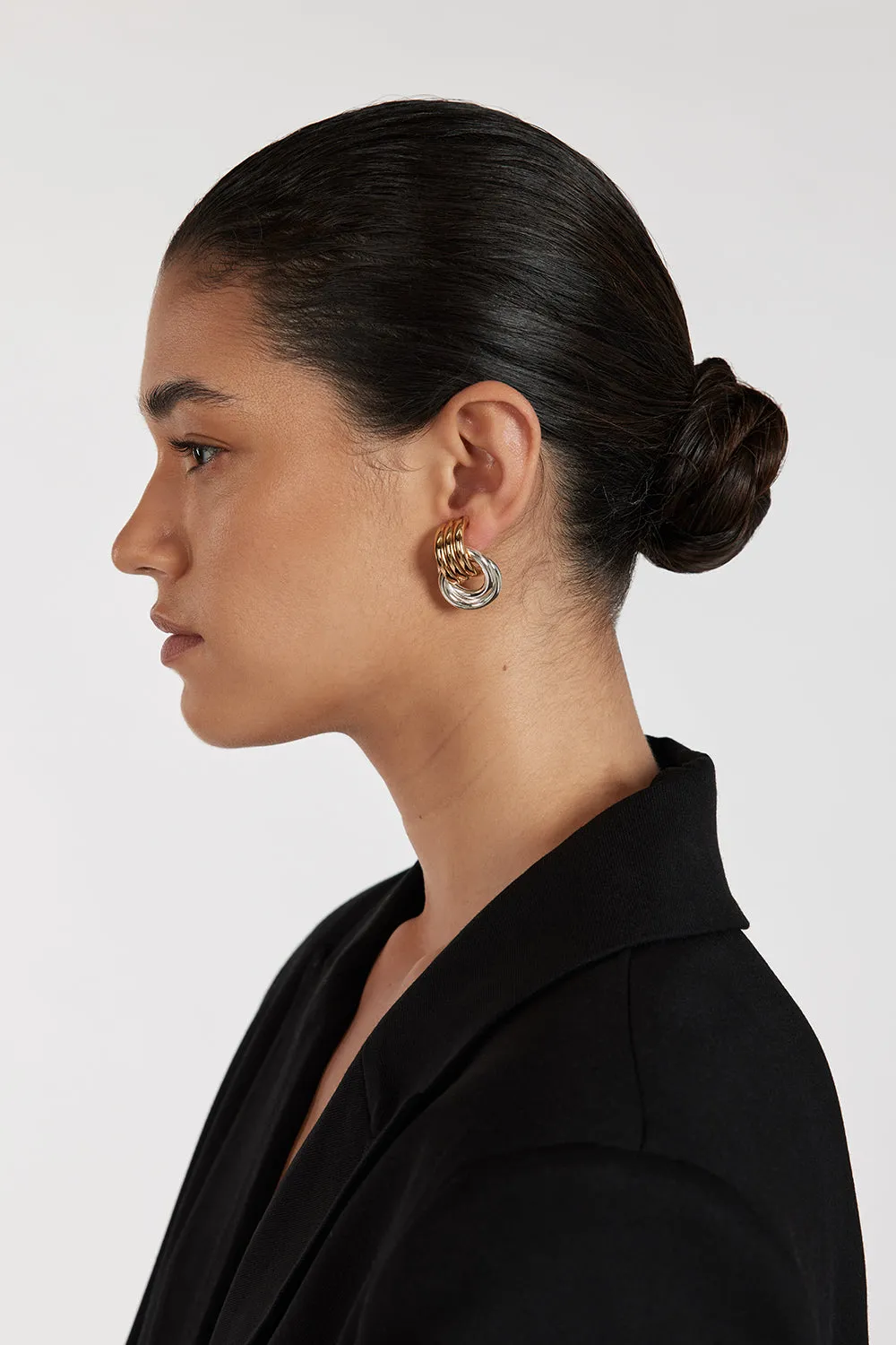 Dissh HEAVEN MAYHEM MINI KNOT MIXED EARRING