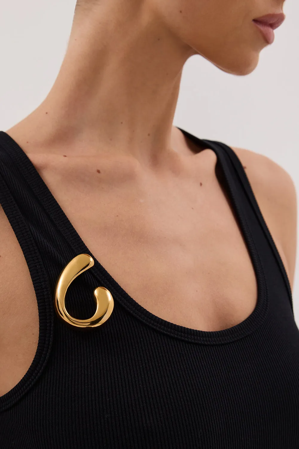 Dissh HEAVEN MAYHEM TWIST BROOCH GOLD