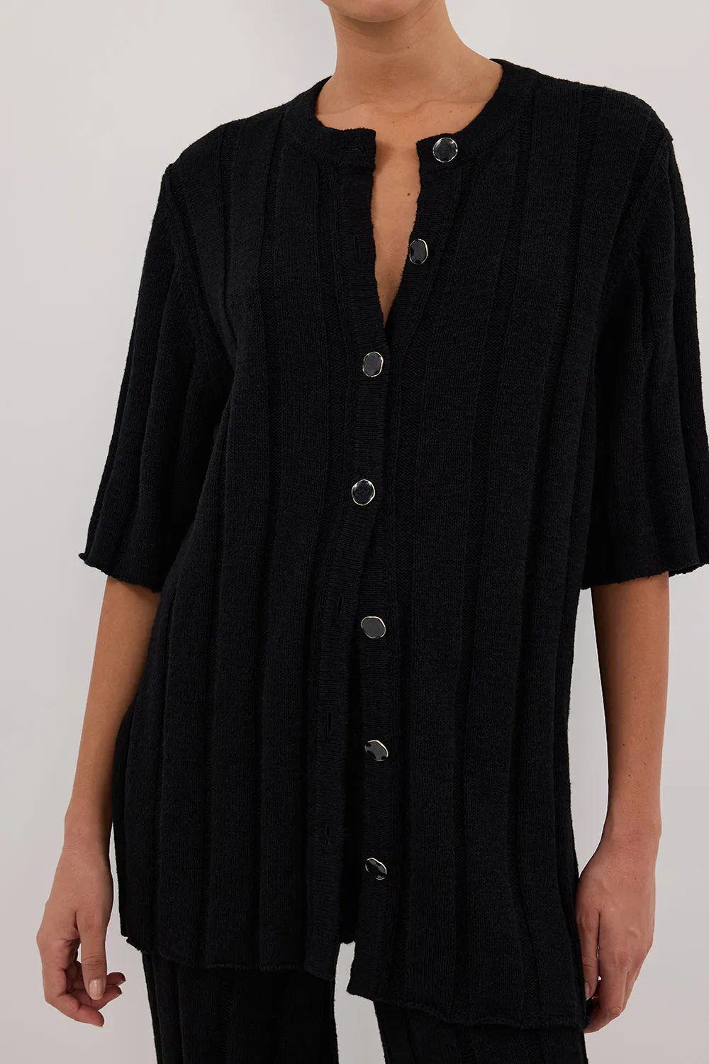 Dissh JAZZ BLACK BUTTON KNIT SHIRT