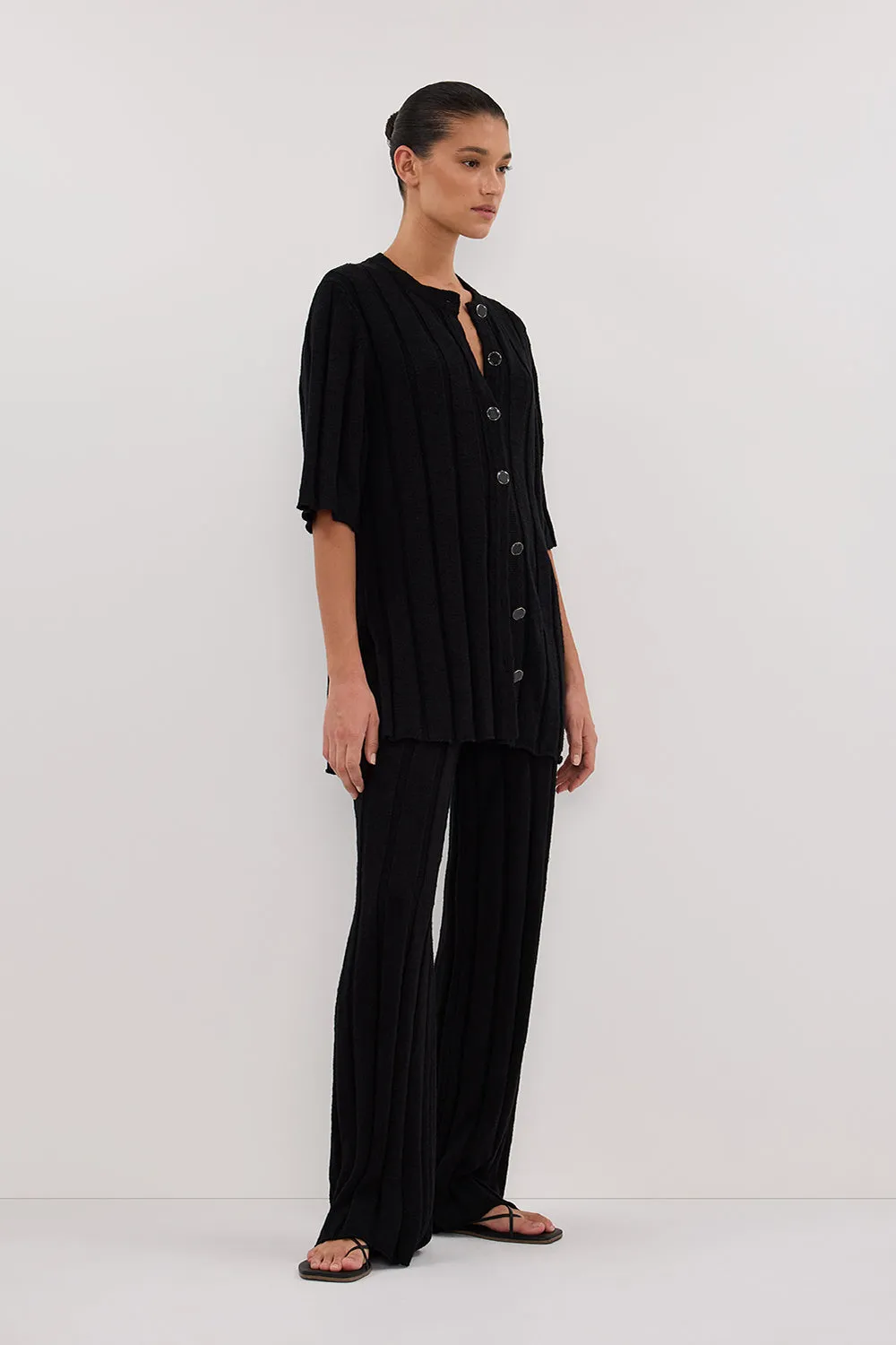 Dissh JAZZ BLACK BUTTON KNIT SHIRT