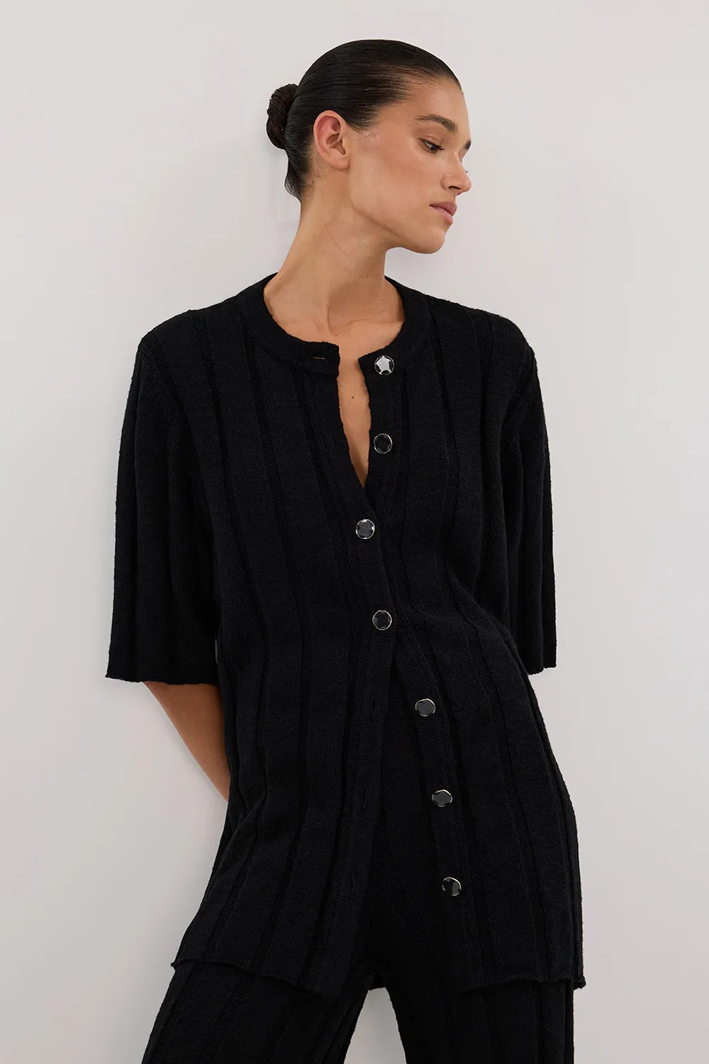 Dissh JAZZ BLACK BUTTON KNIT SHIRT