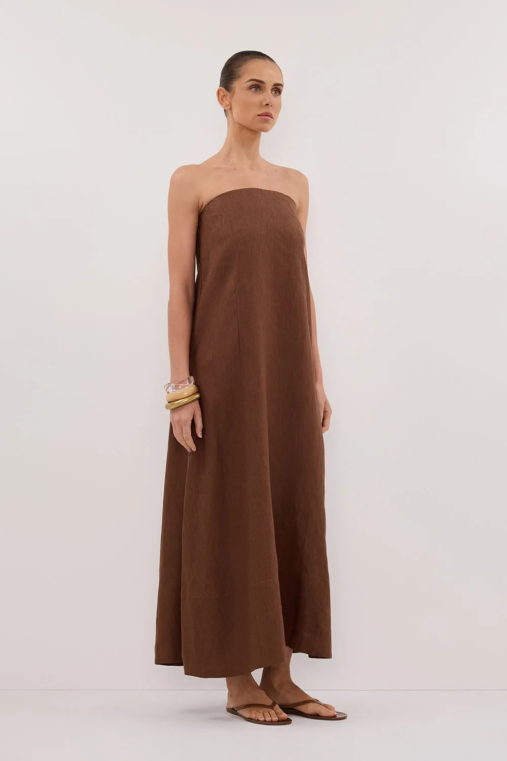 Dissh KINSLEY FONDANT LINEN STRAPLESS MIDI DRESS