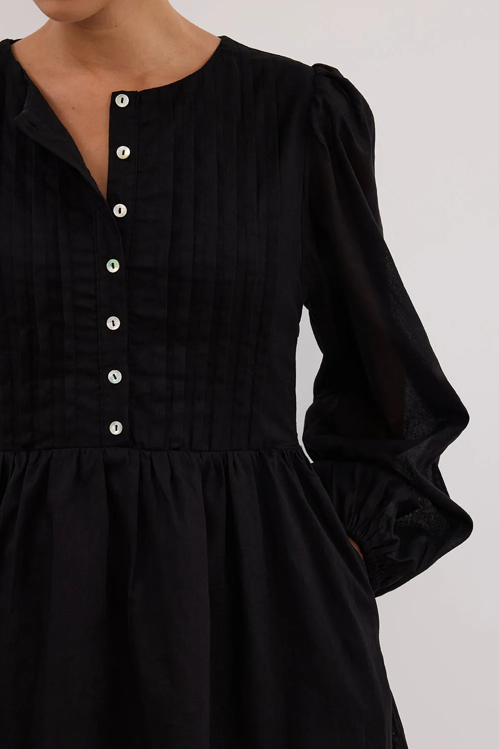 Dissh LARS BLACK BUTTON SLEEEVED LINEN MINI DRESS