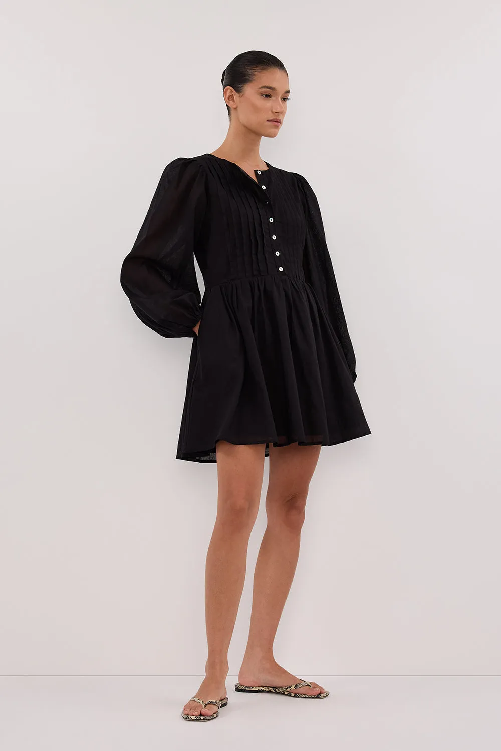 Dissh LARS BLACK BUTTON SLEEEVED LINEN MINI DRESS