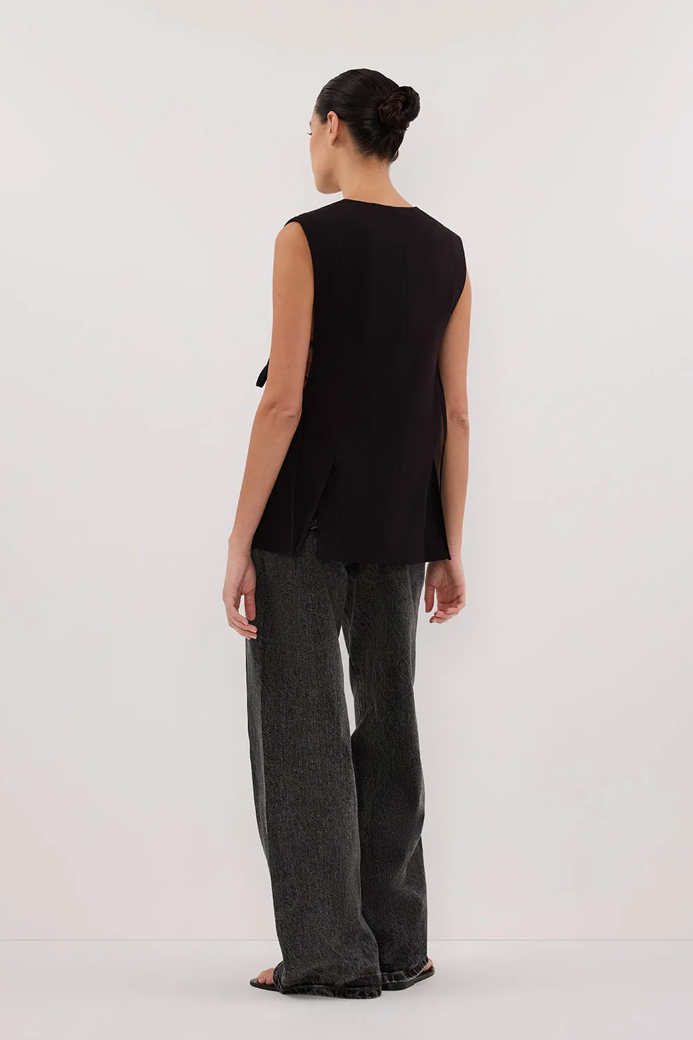 Dissh LISE BLACK LOW CUT VEST