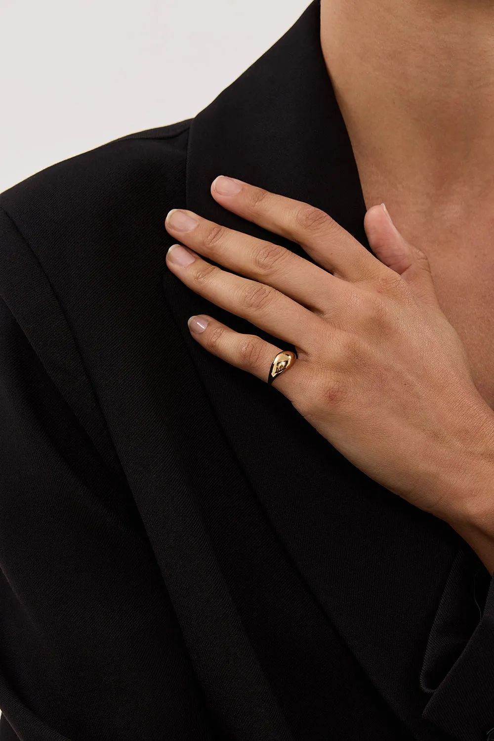 Dissh MÉGA DOME GOLD PINKY RING
