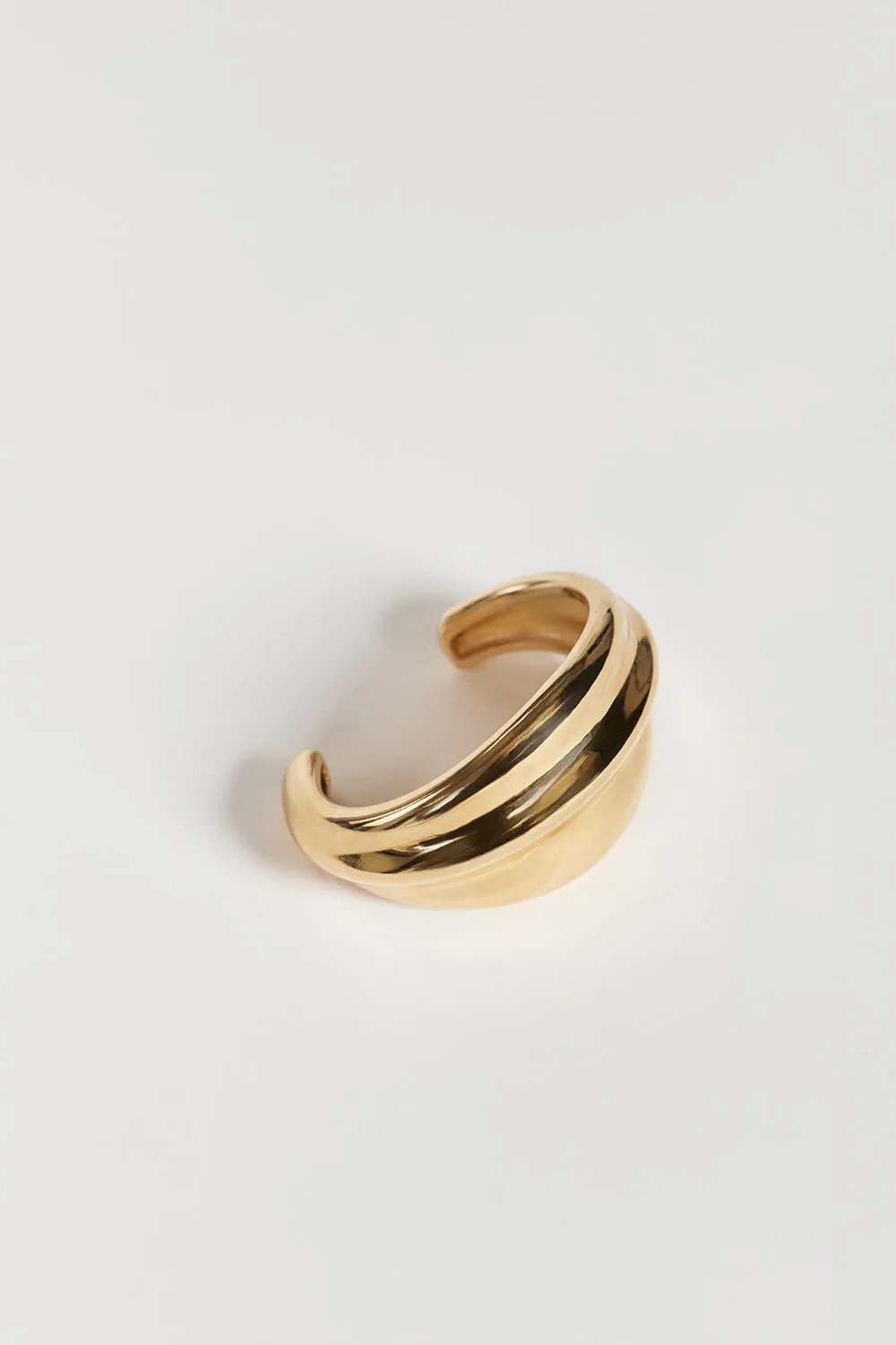 Dissh MÉGA SIMONE GOLD CUFF BRACELET