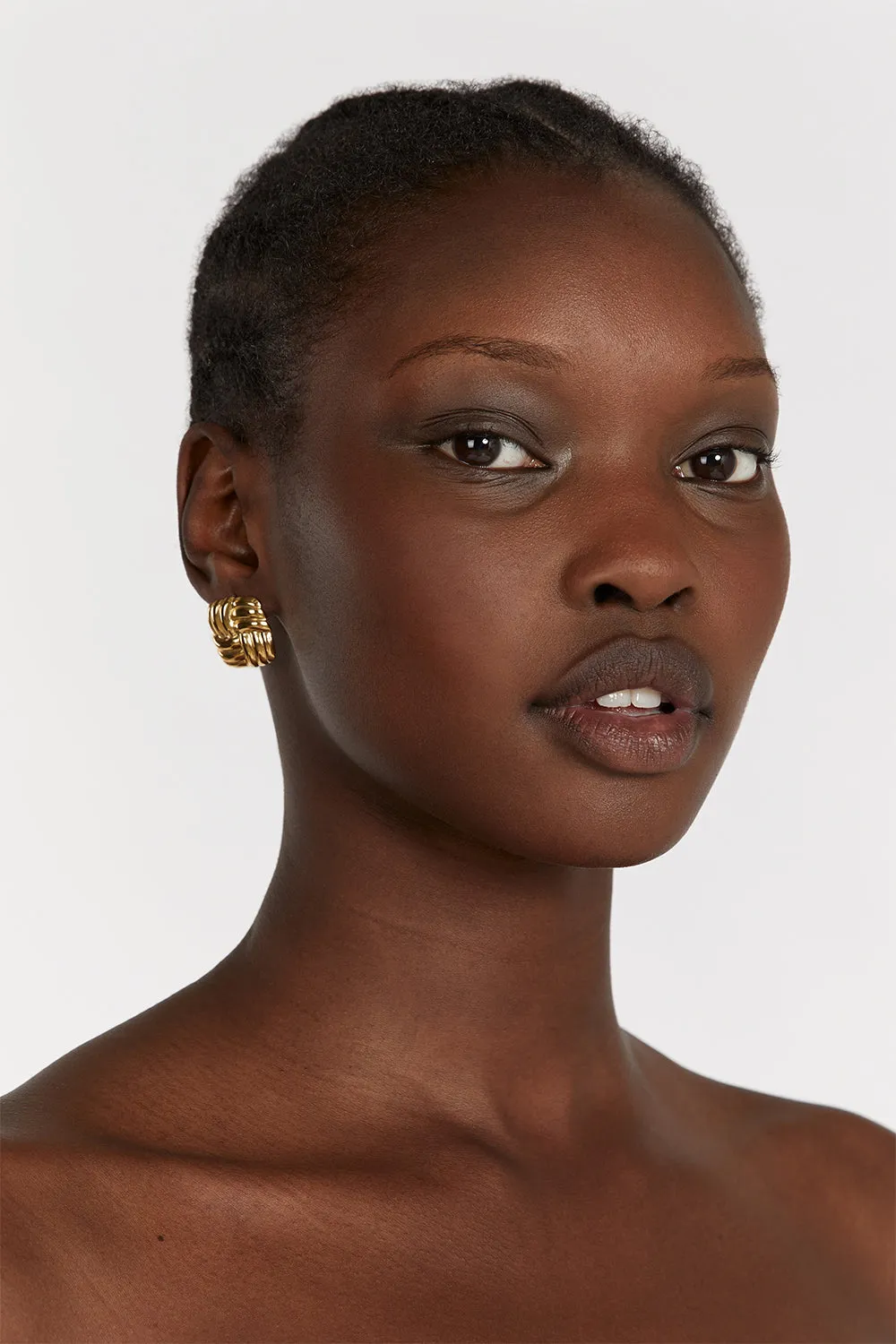 Dissh PORTER BABY CUSHION GOLD EARRINGS