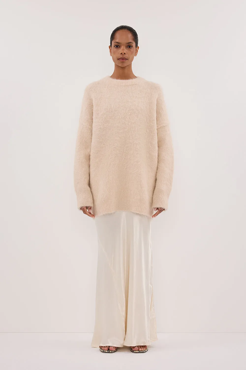 Dissh SALMA CREAM LONGLINE JUMPER