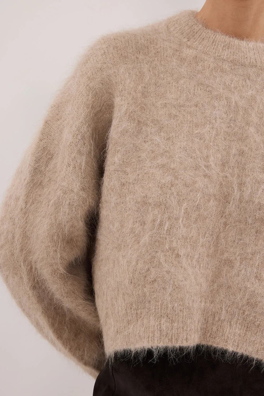 Dissh SALMA OAT TUCK SLEEVE JUMPER