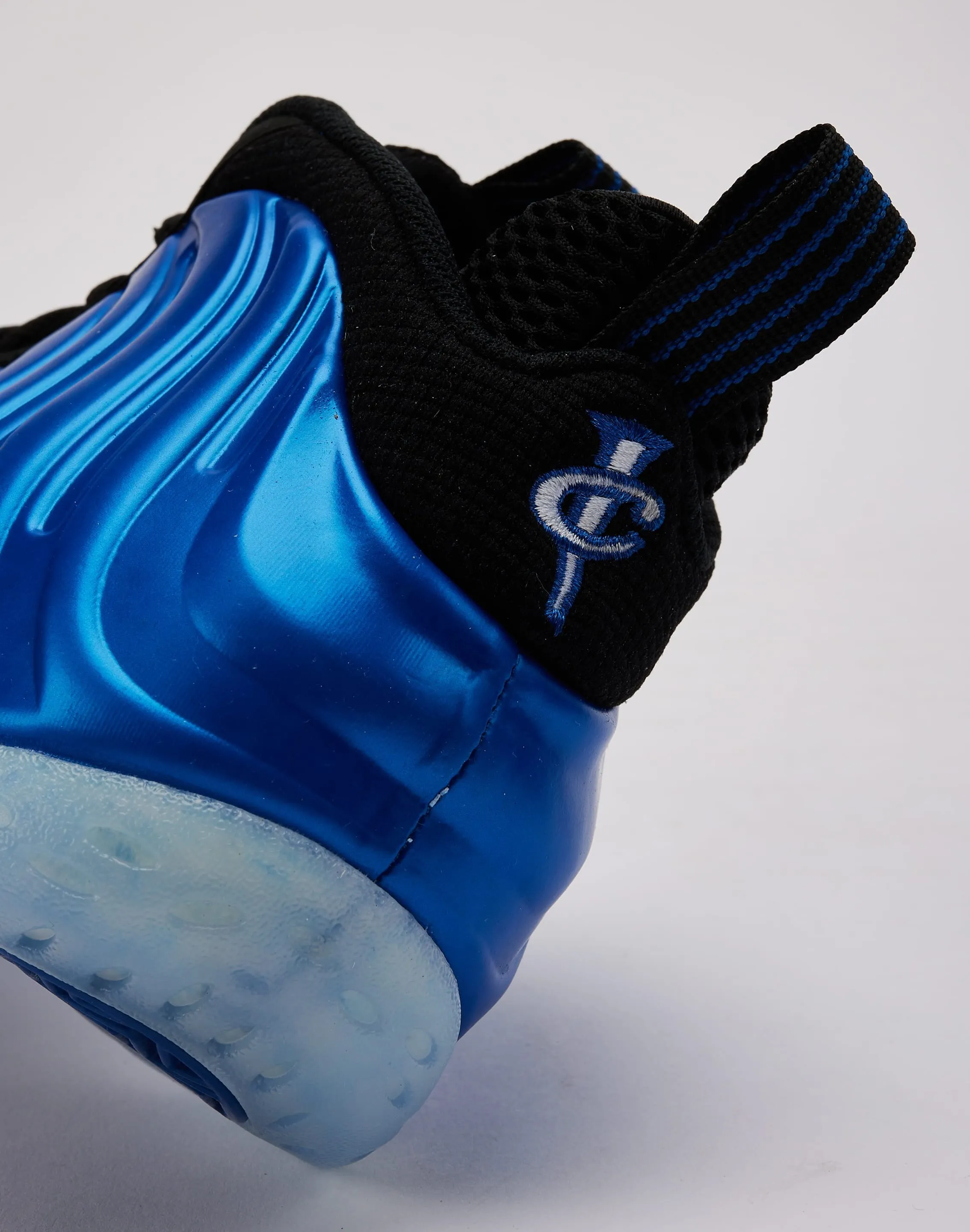 Nike Air Foamposite One 'Royal' Grade-School