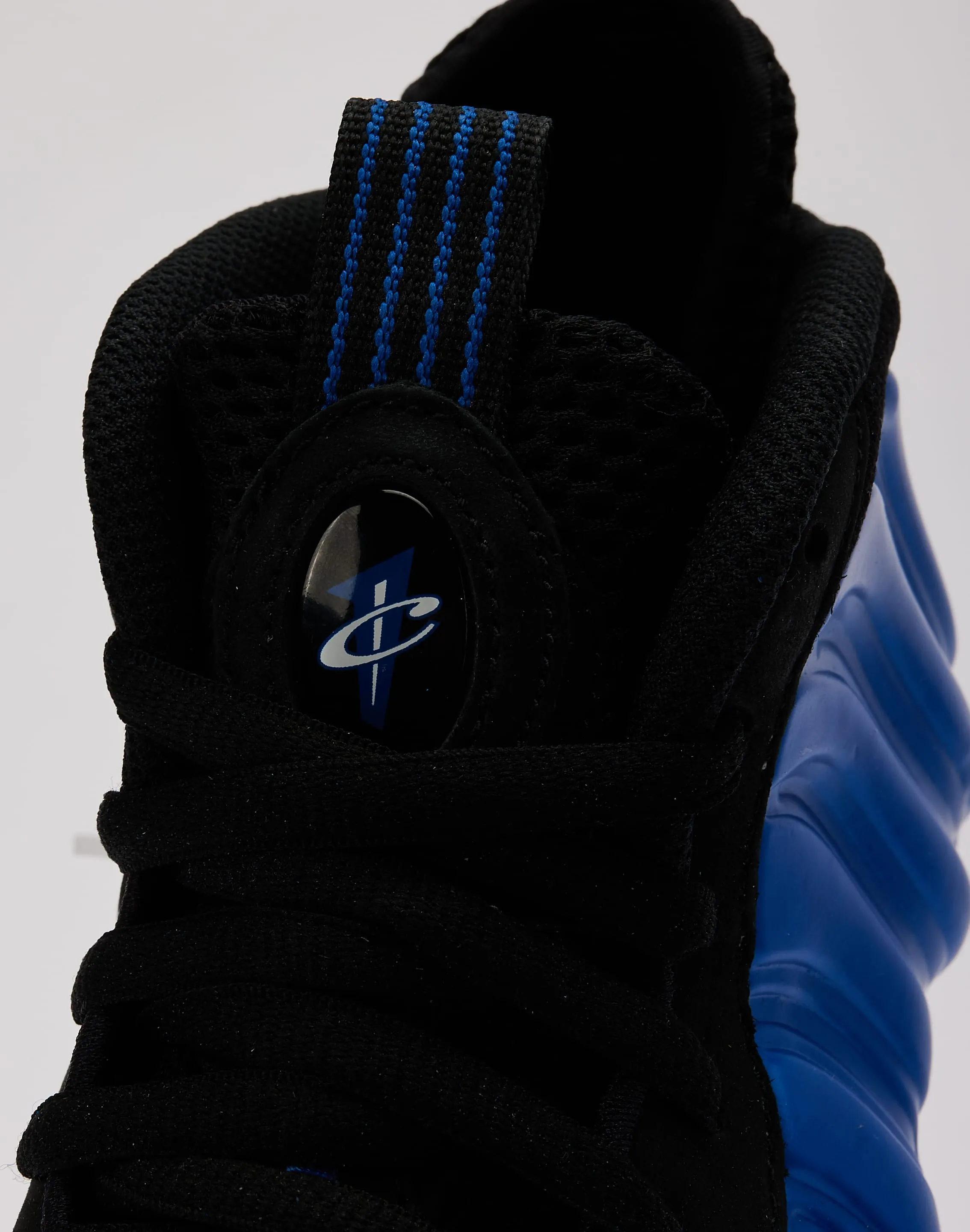 Nike Air Foamposite One 'Royal' Grade-School