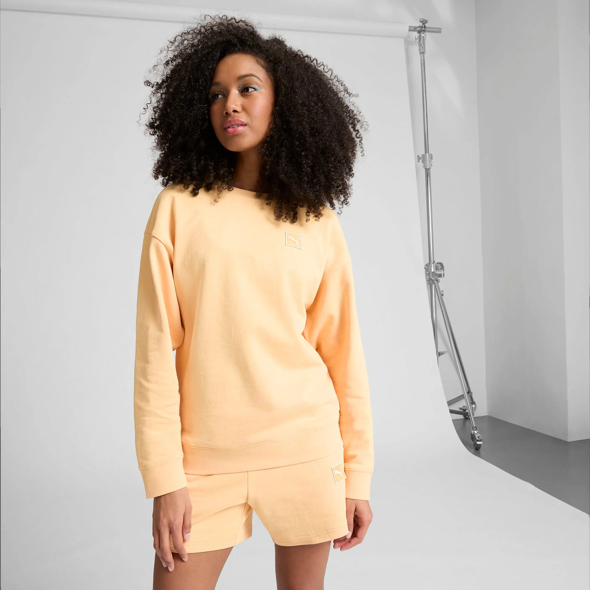 Reformation PUMA Women's ESS ELEVATED Comfort Crew Women