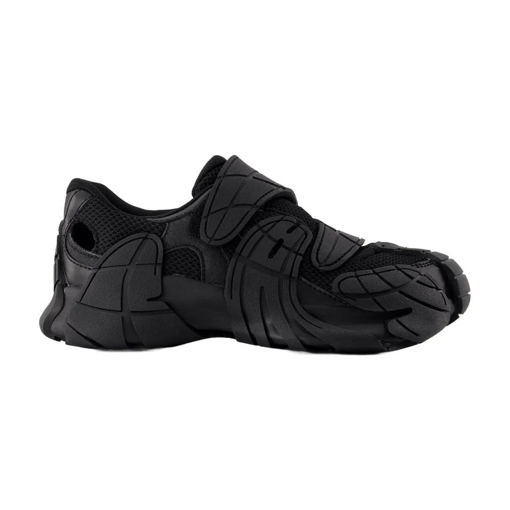 Tormenta Sneakers - Synthetic - Black