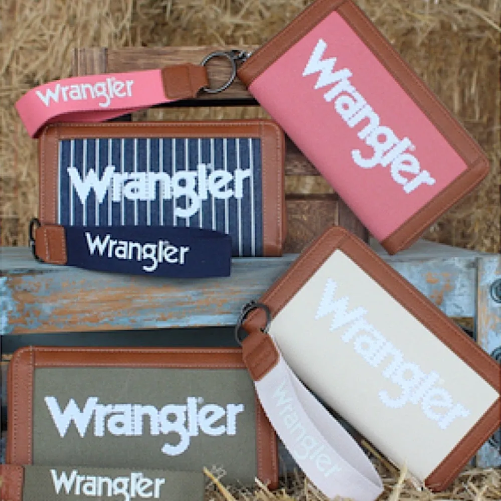 Wrangler Women's Canvas Iconic Logo Wallet - Pink